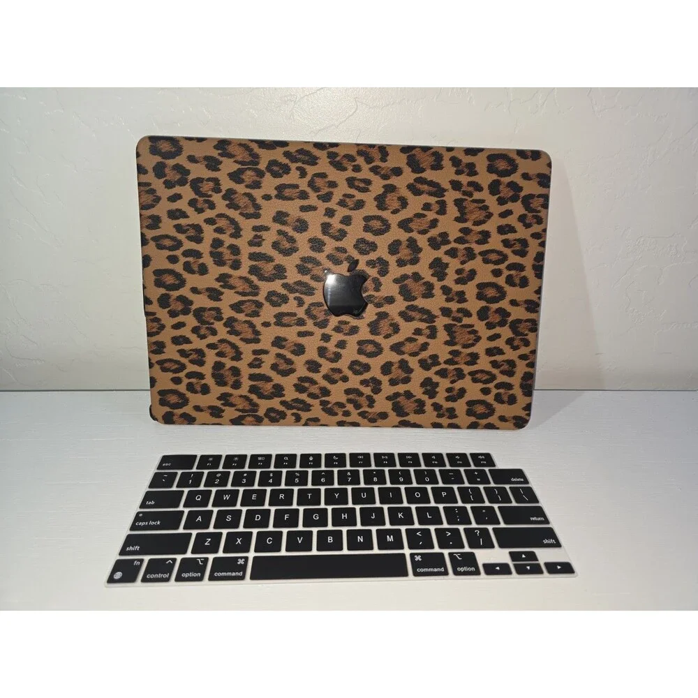 Leather Leopard Print Shell for MacBook Pro 14 in Case 2026-2021 M5 M4 M3 M2 M1